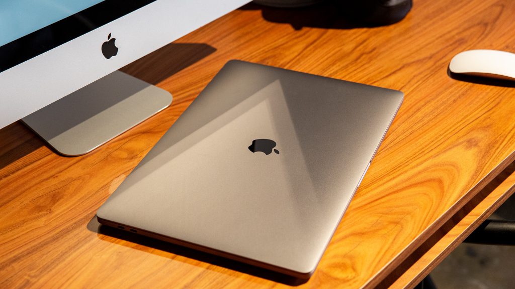 16 Zoll Apple MacBook Pro 11