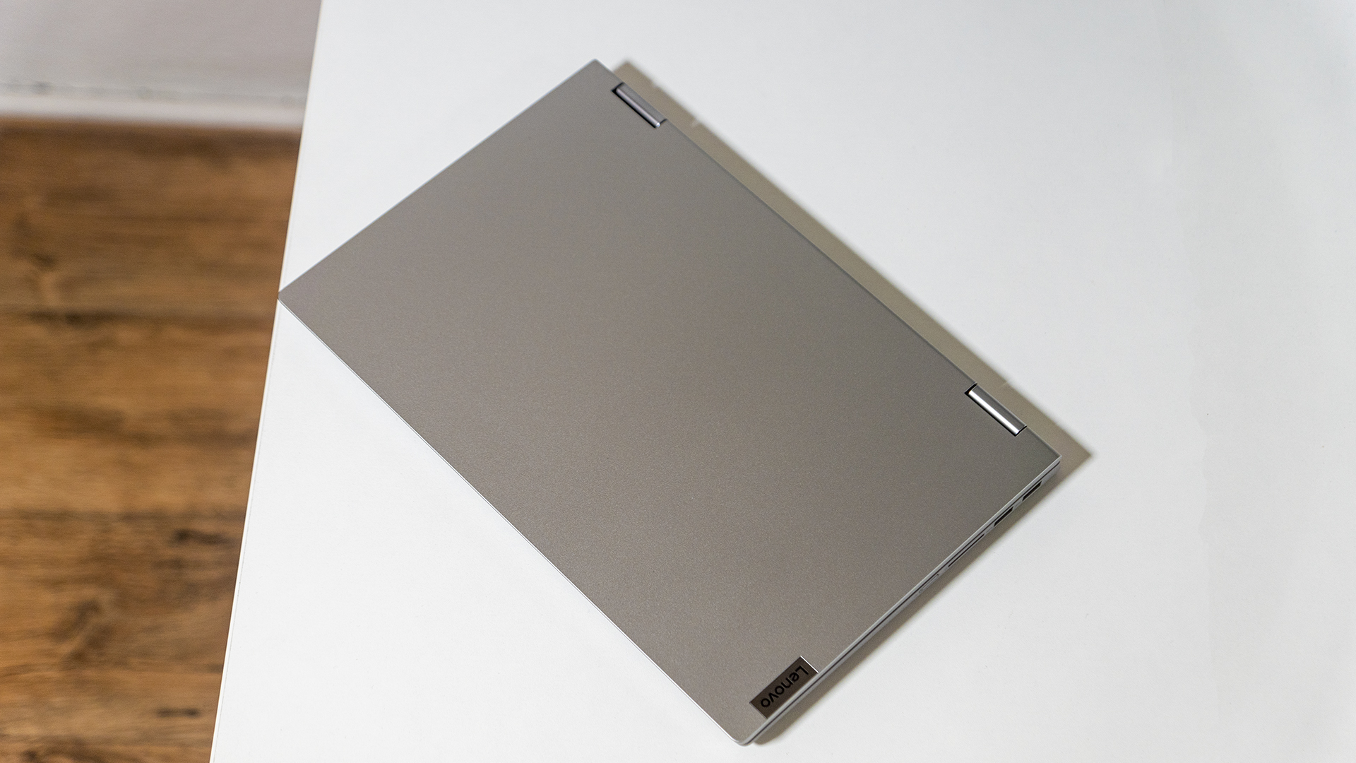 Lenovo IdeaPad Flex 5 Aluminium Deckel geschlossen