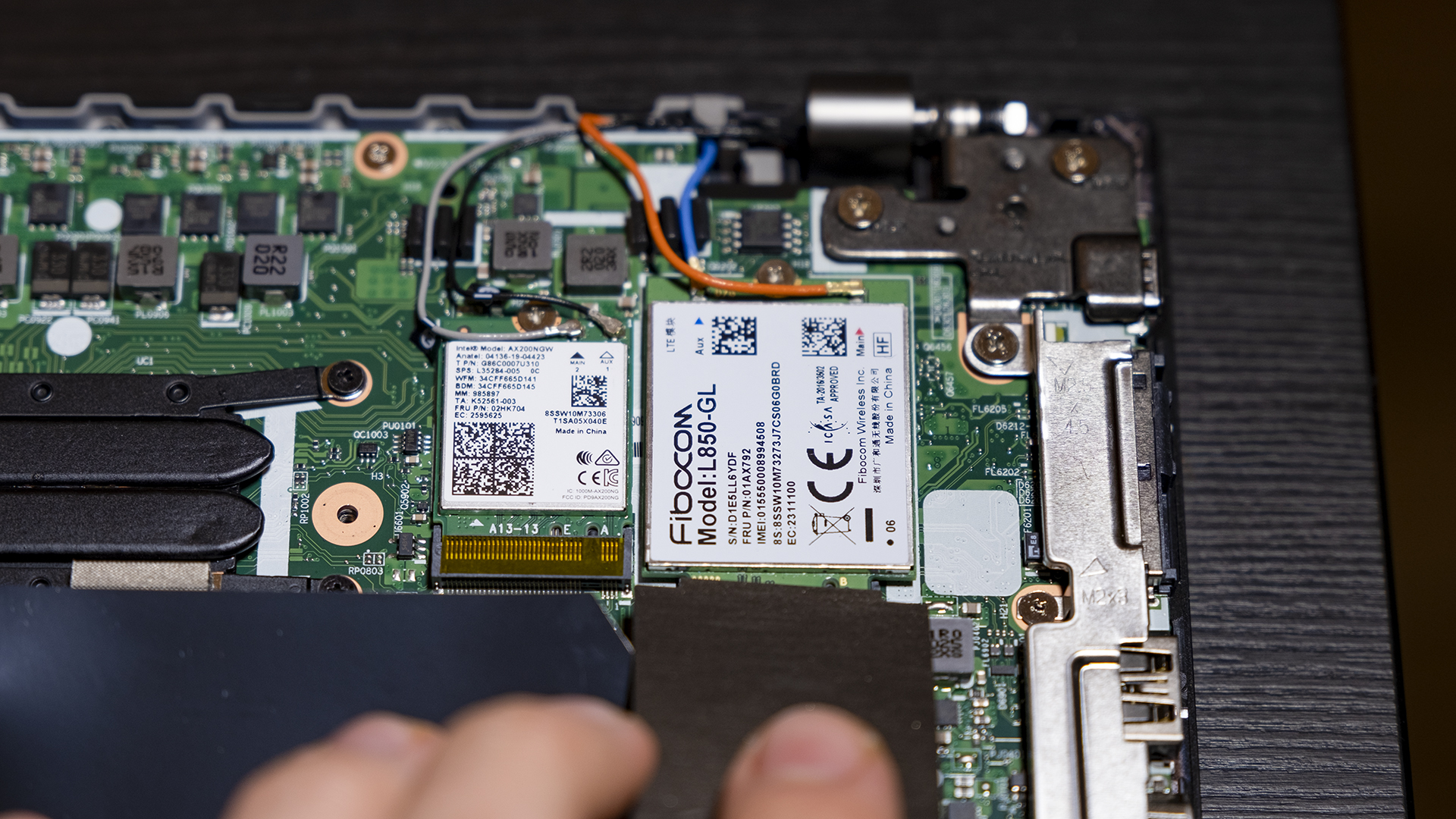 Lenovo ThinkPad L14 AMD Geöffnet Aufrüsten Upgrade LAN LTE