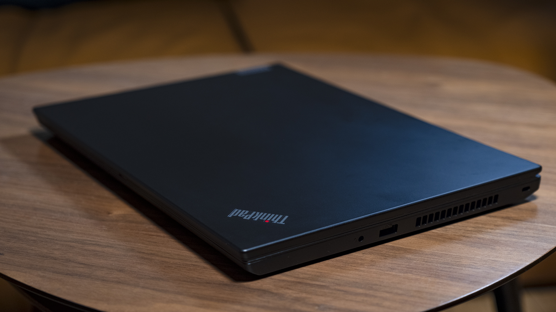 Lenovo ThinkPad L14 AMD Totale geschlossen