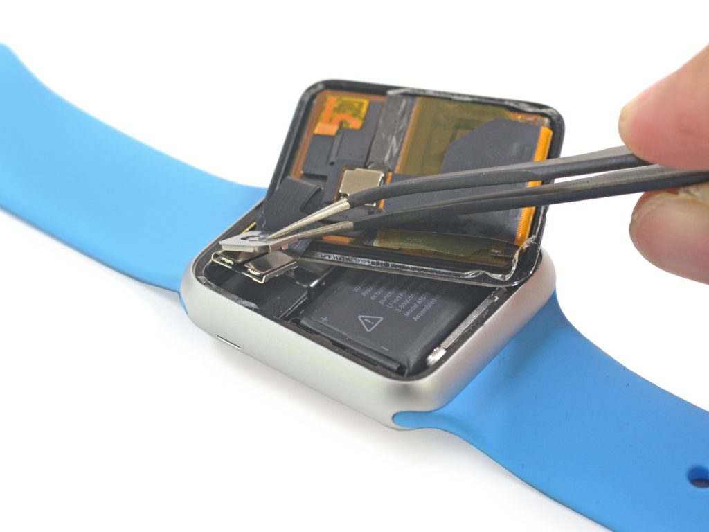 Apple Watch: iFixit blickt ins Innere der smarten Armbanduhr