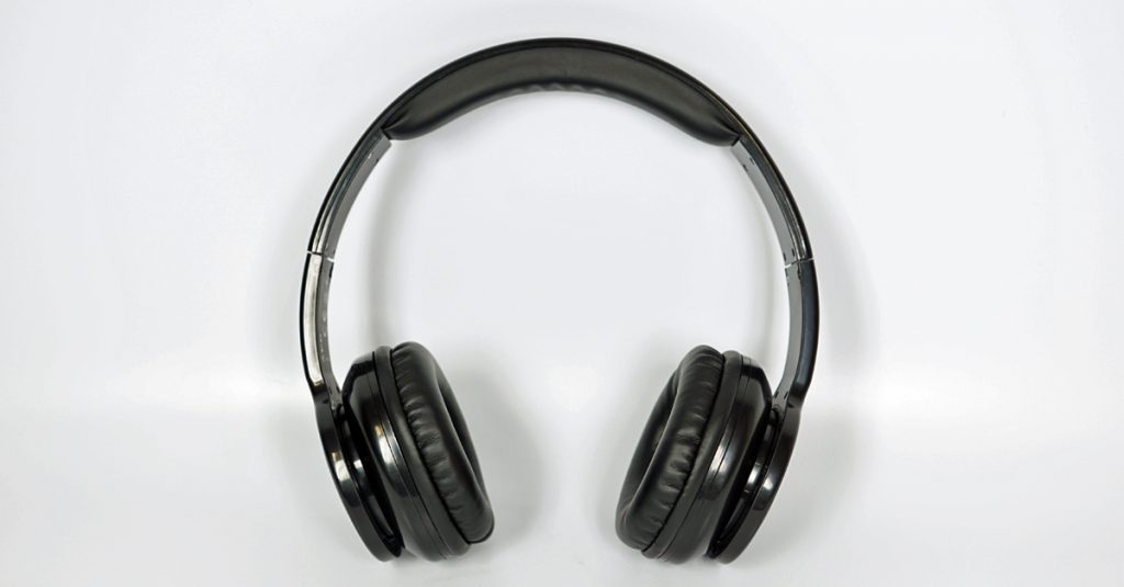 Test: Bluetooth-Kopfhörer AEG KH 4230 BT für schmales Geld