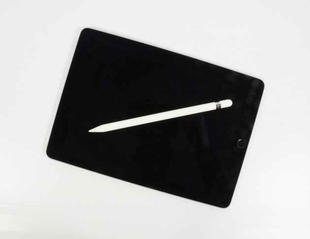 iPad Pro Frontal mit Stift