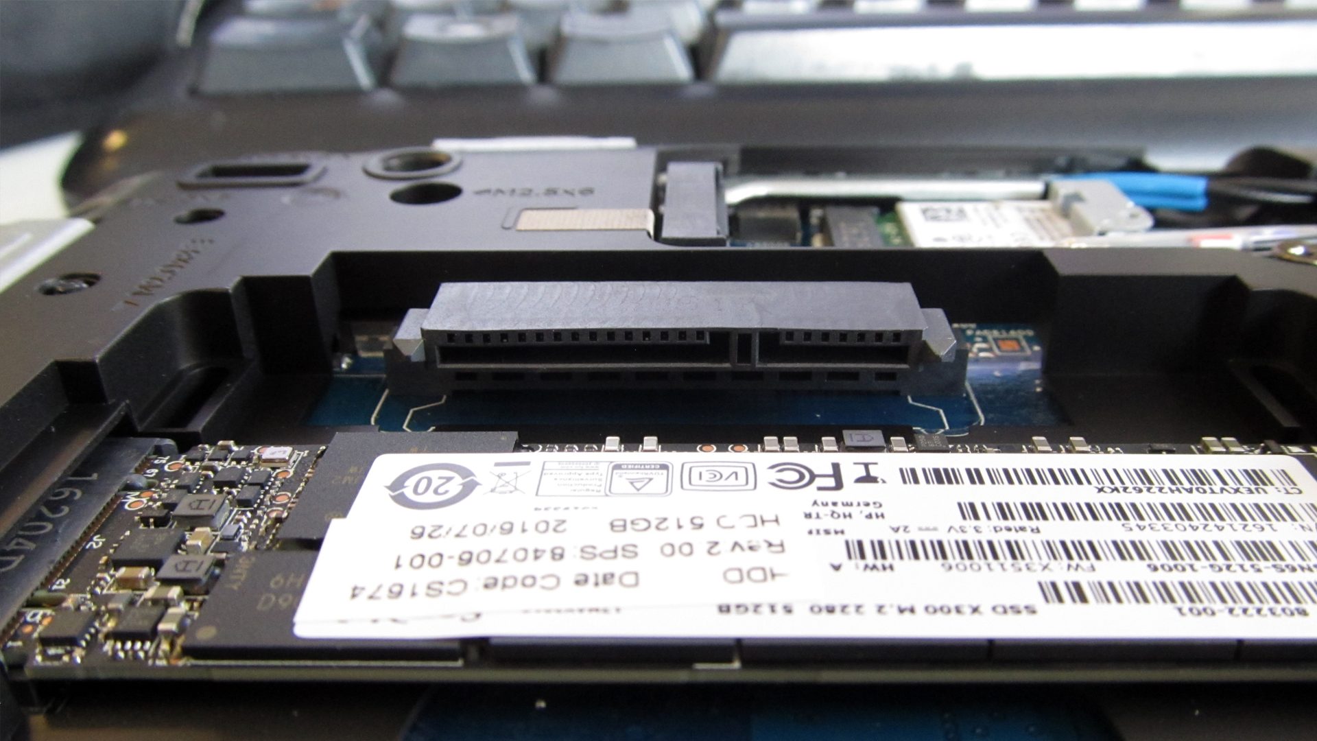 HP ProBook 650 G2 Innen – Festplattenanschluss