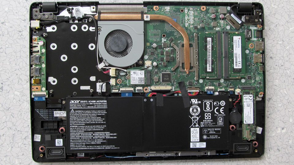 Acer Aspire 5 A515-52-55JD Innenansicht