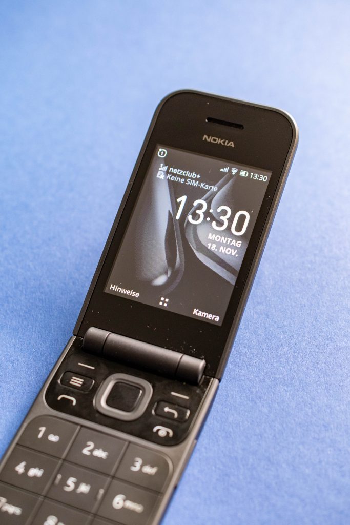 Nokia 2720 Flip Test