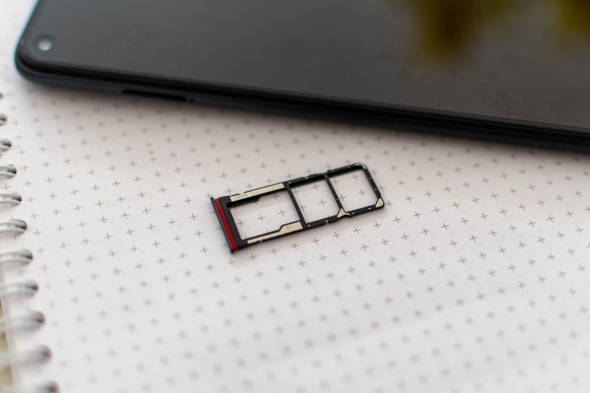 Xiaomi Redmi Note 9T SIM-Karten-Tray für zwei Nano SIM-Karten und eine microSD-Karte