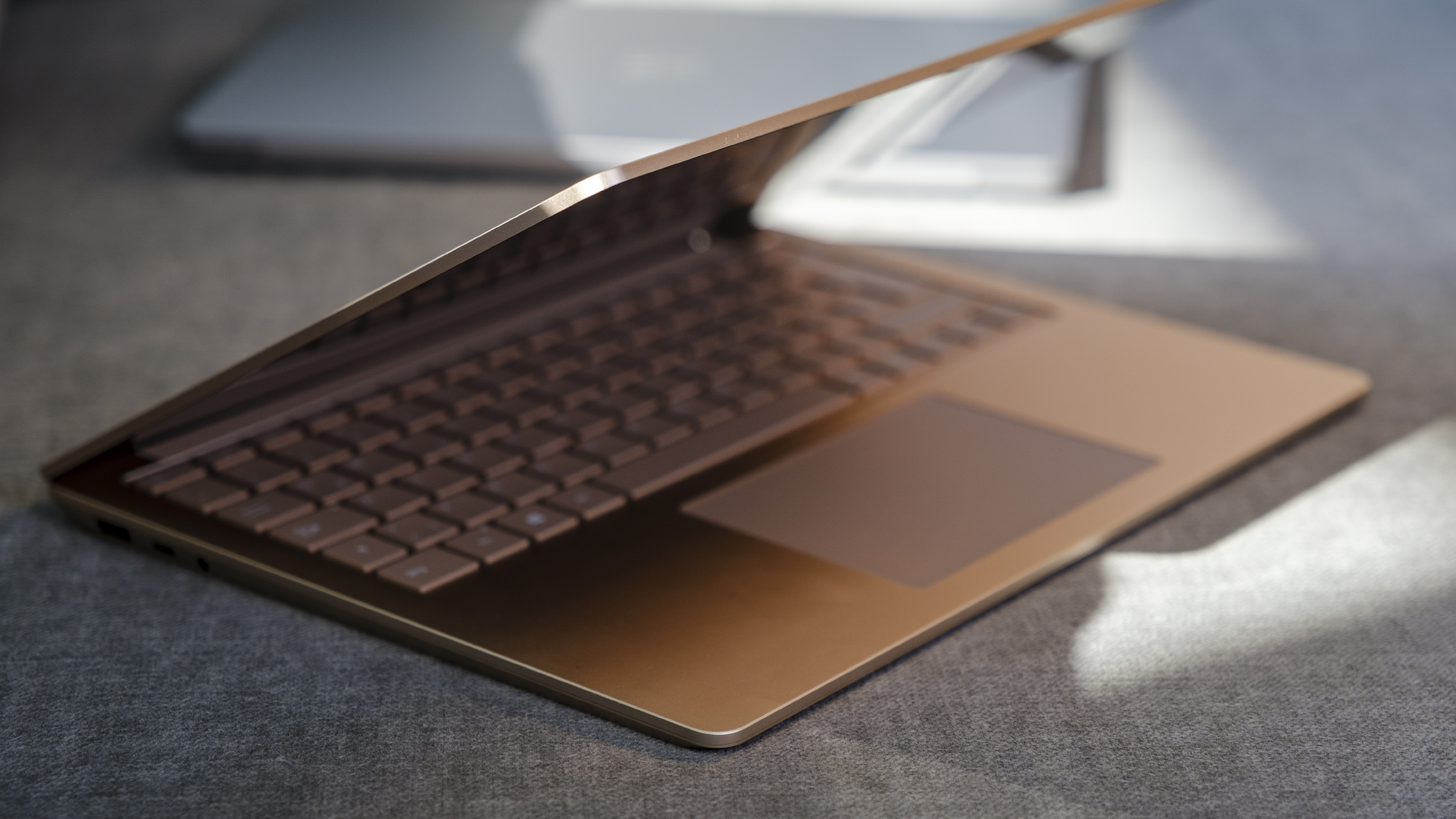 Microsoft Surface Laptop 4 13 5 Touchpad Sandstein Intel Kanten
