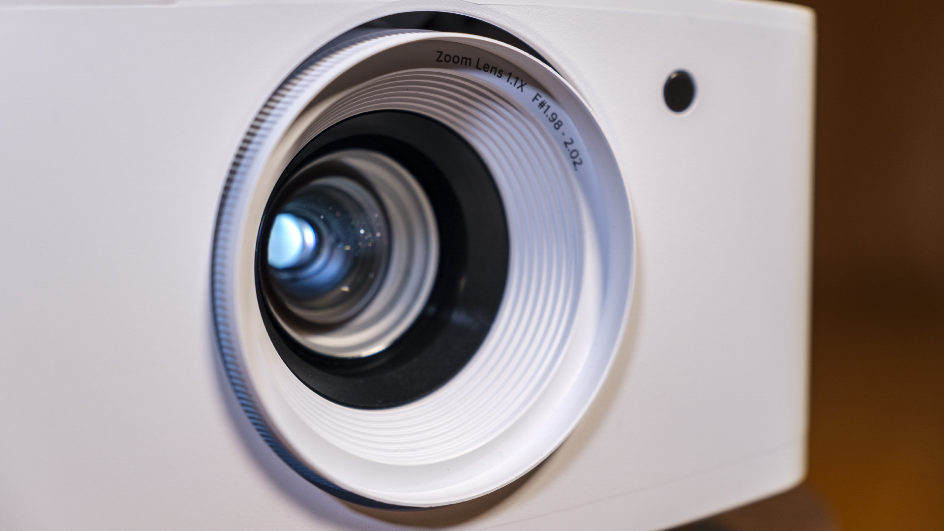 Optoma UHD35 4K Beamer Lens