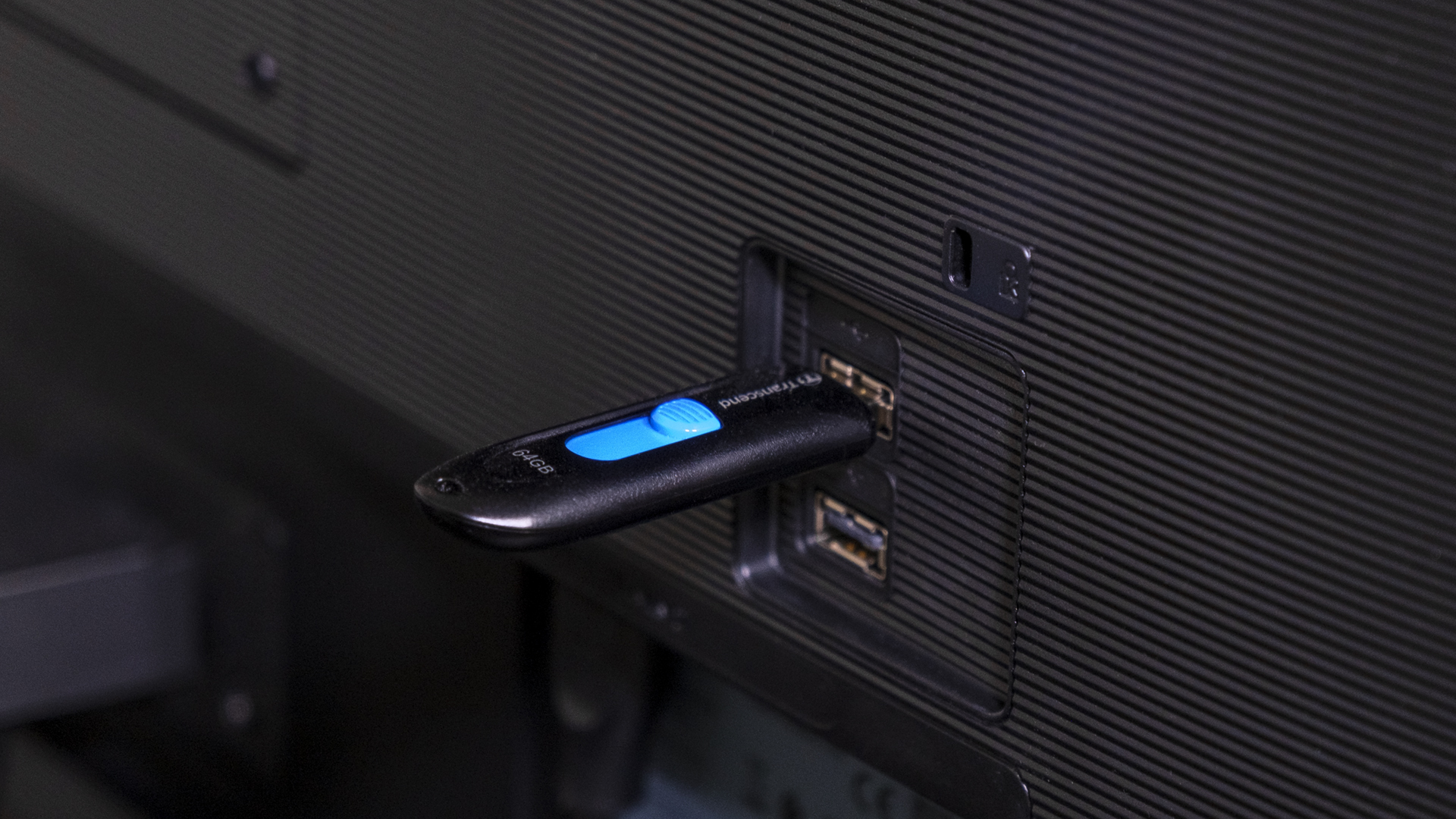 Samsung Smart Monitor M5 S32AN504NU USB Stick