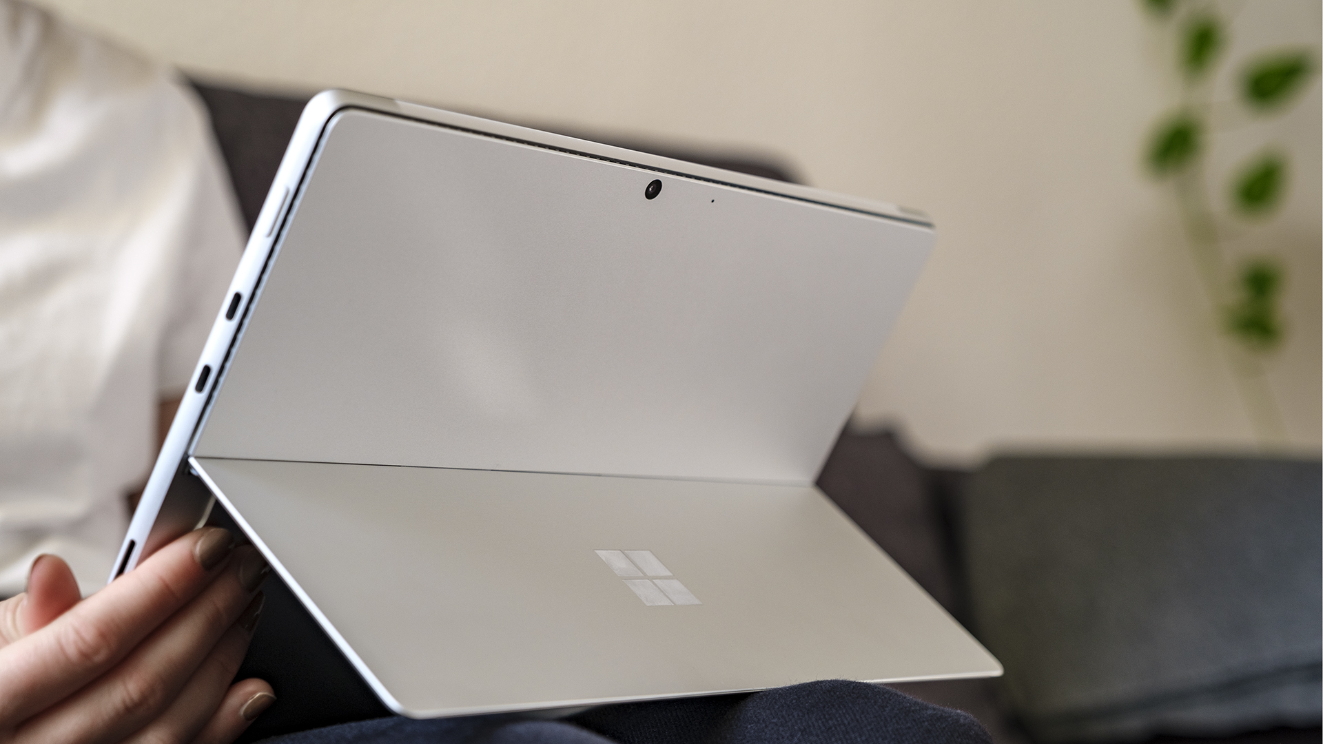Microsoft Surface Pro 8 Rückseite Blog