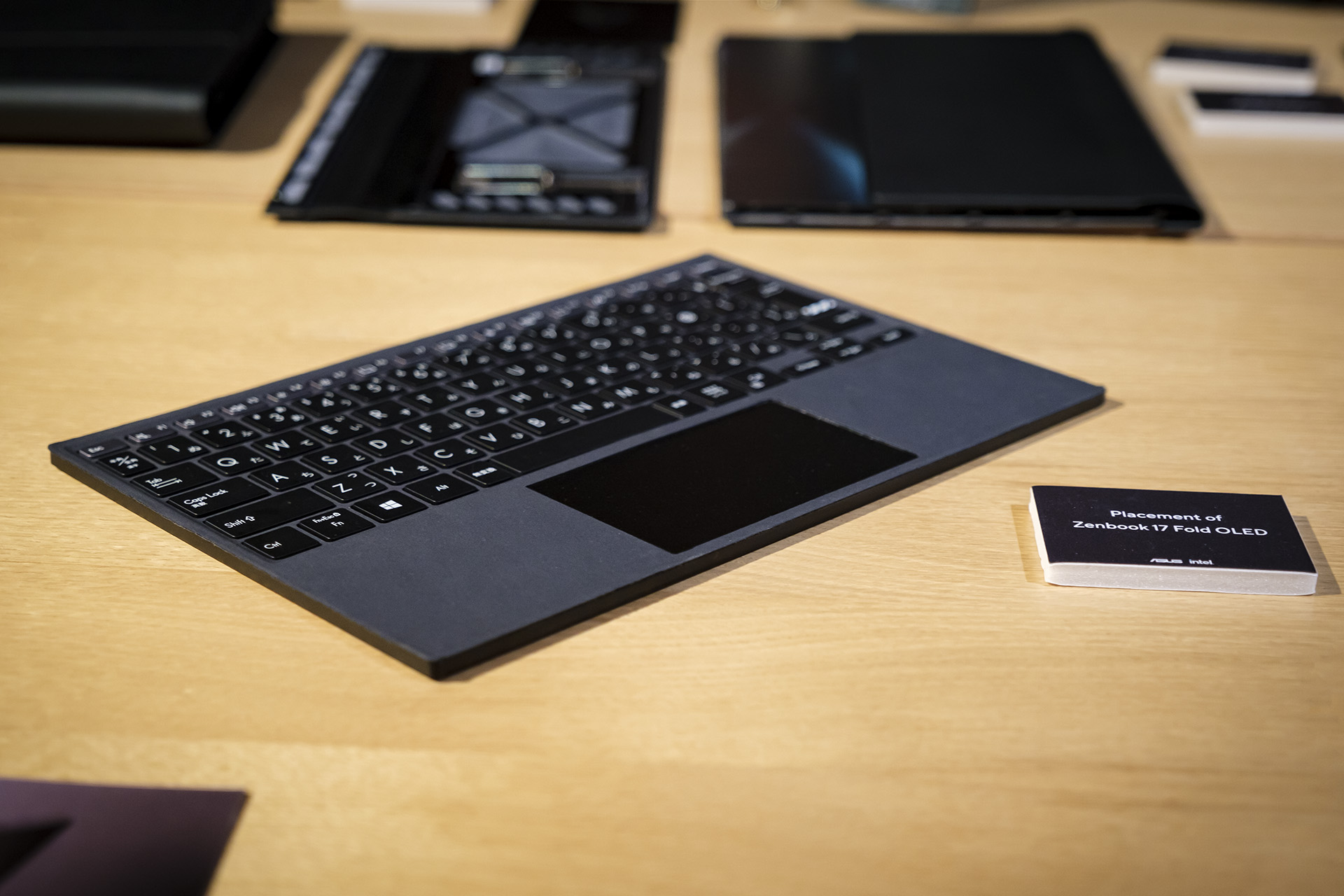 Asus Zenbook 17 Fold OLED Keyboard