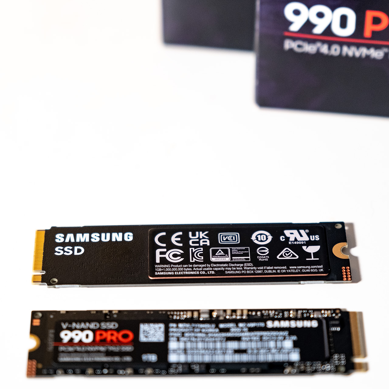 Samsung SSD 990 Close Up 2 Insta Blog